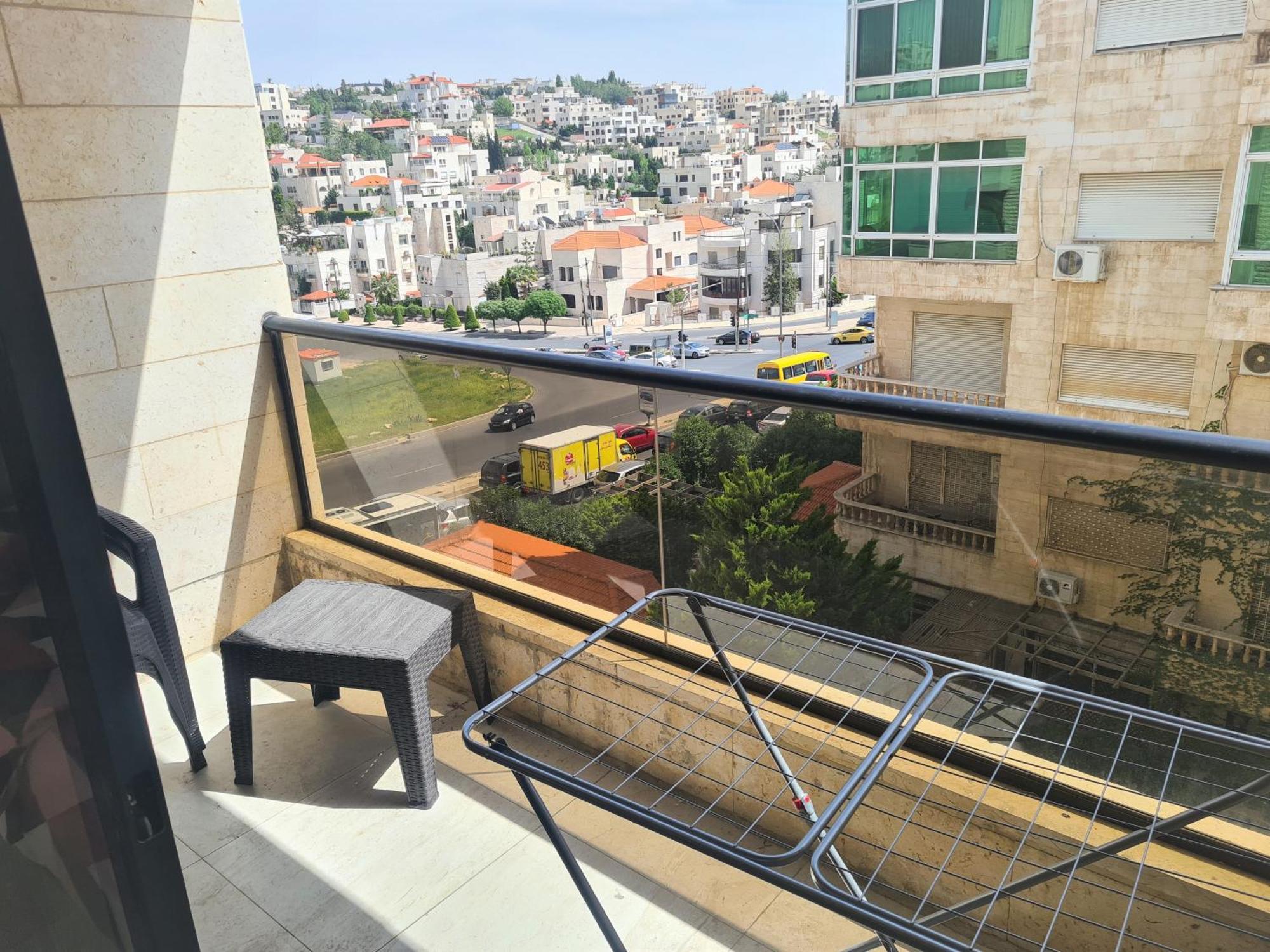 Dair Ghbar Gate Apartments Amman Eksteriør billede