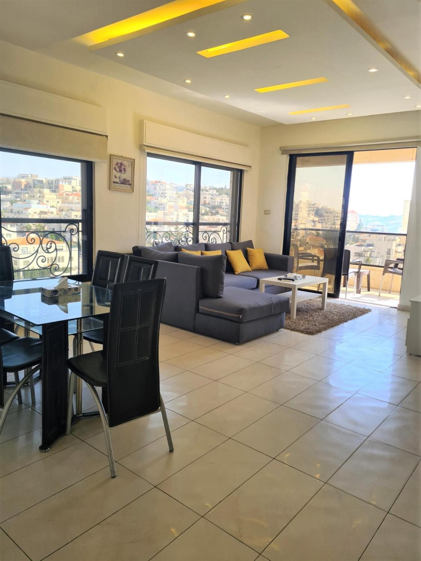 Dair Ghbar Gate Apartments Amman Eksteriør billede