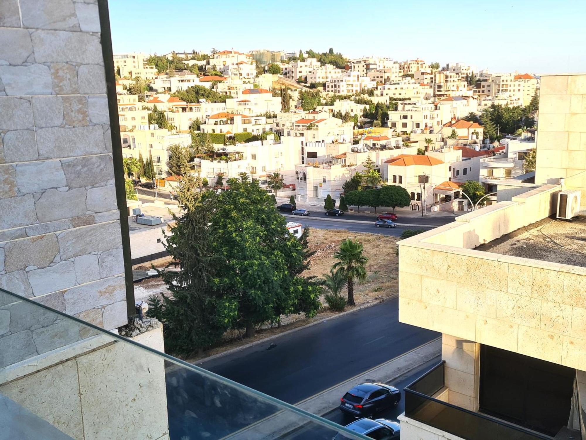 Dair Ghbar Gate Apartments Amman Værelse billede