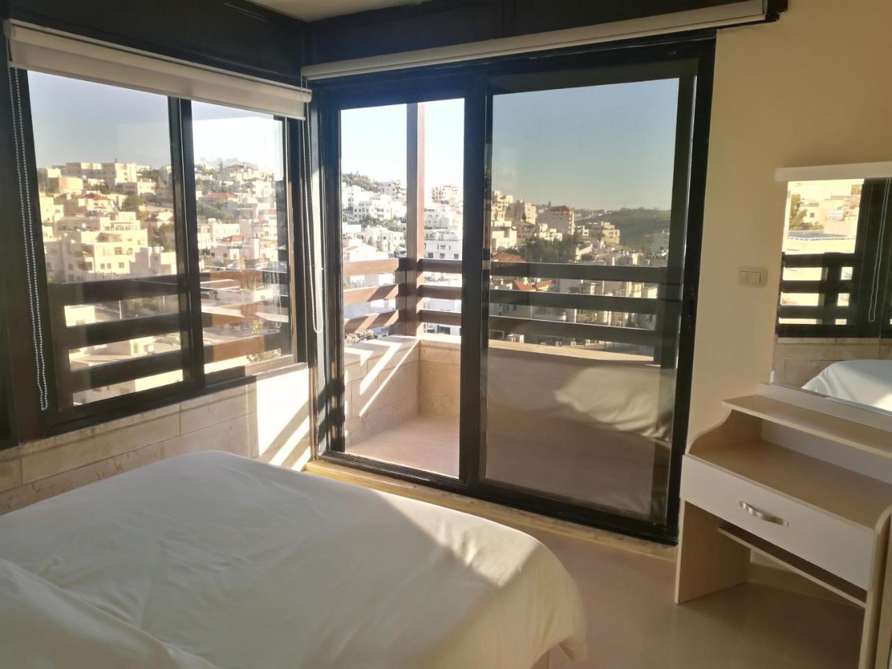 Dair Ghbar Gate Apartments Amman Eksteriør billede